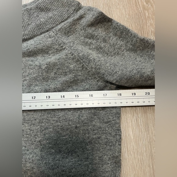 Ann Taylor Grey Wide Boat Neck Knit Sweater - Picture 6 of 7